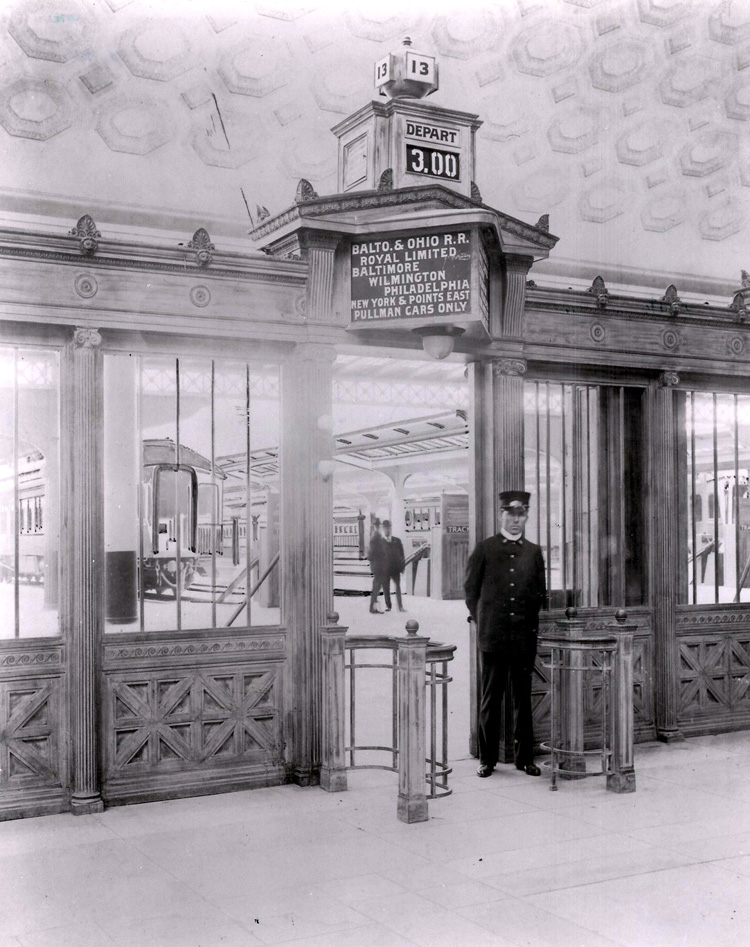 Union Station's 760-foot Concourse.