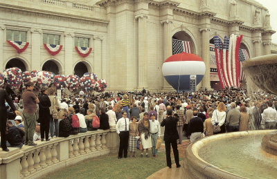 Crowd in front of Union Station for grand re-opening.