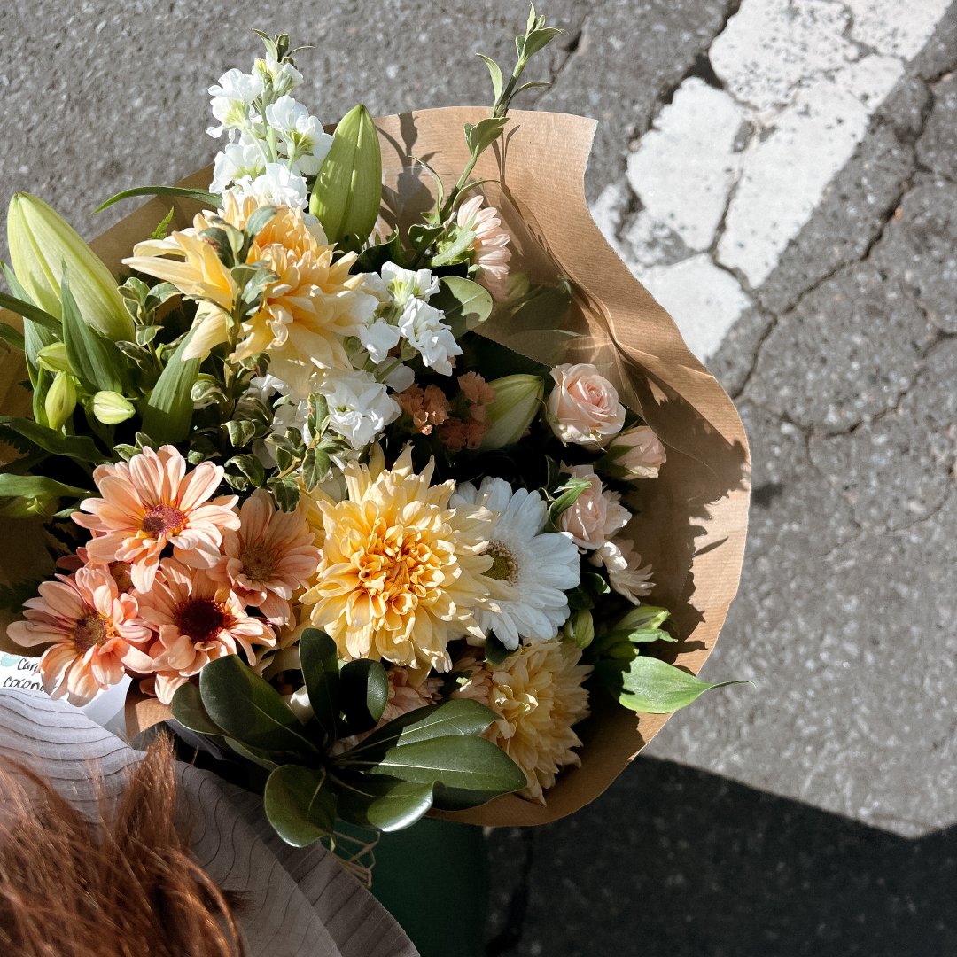 Lee's Flowers bouquet