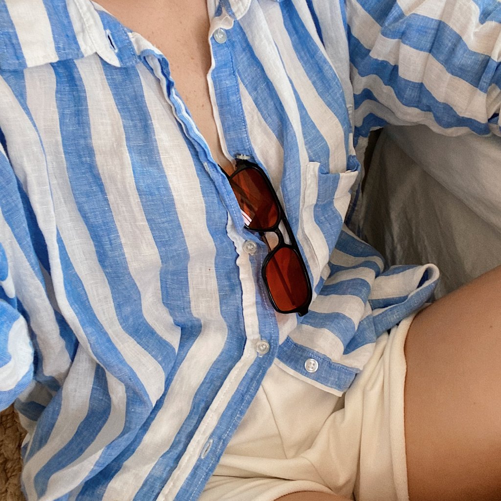 Uniqlo blue striped shirt